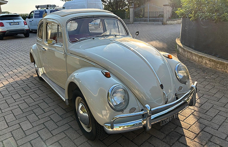 Volkswagen Maggiolino convertibile
