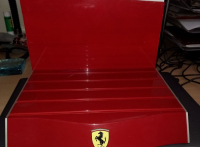 ESPOSITORE  FERRARI 