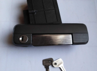 FIAT MANIGLIA PORTIERA  CON CHIAVI NUOVA